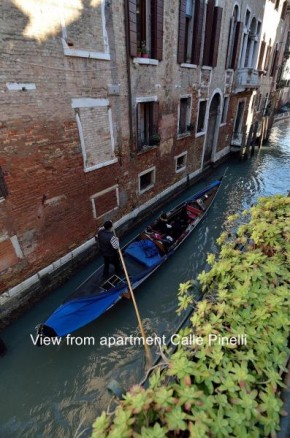  Charming Venice Apartments  Венеция